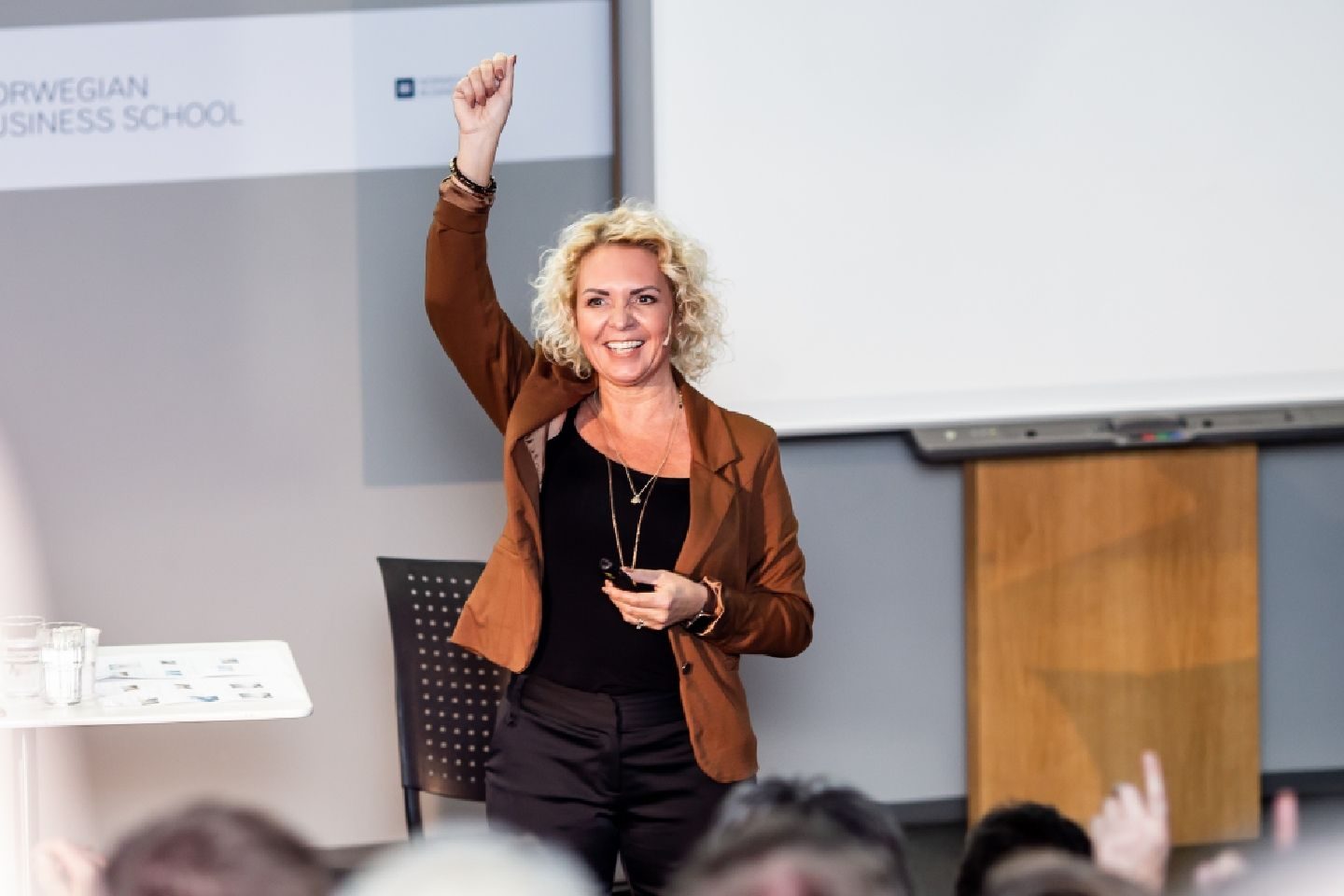 CecilieTS som holder en presentasjon