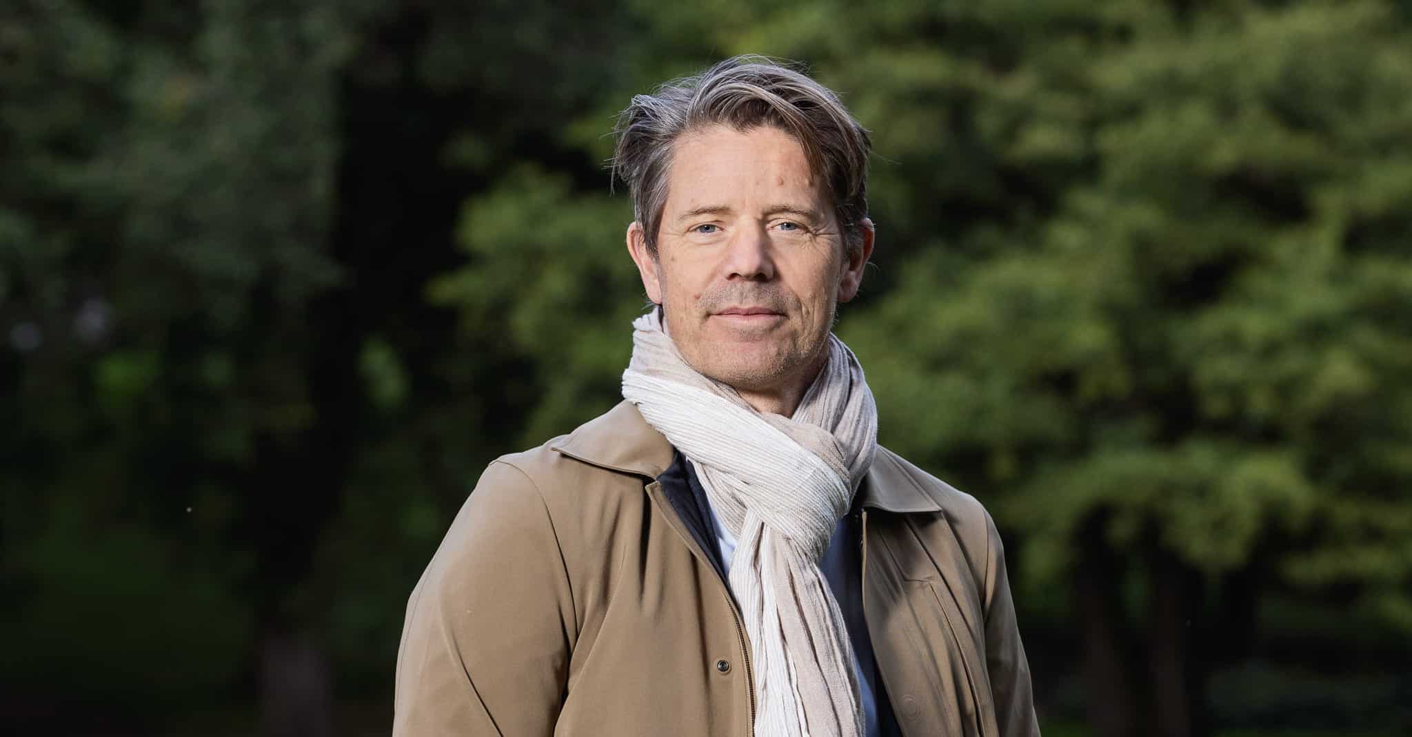 Bernt Apeland i Virke.