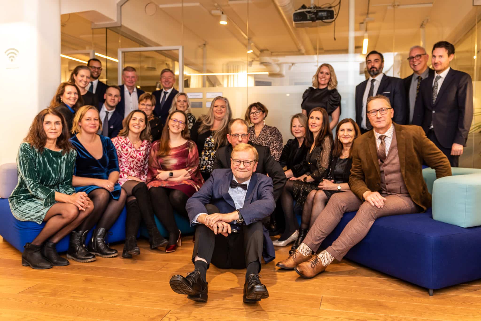 Julebordsbilde av ansatte i 2022.