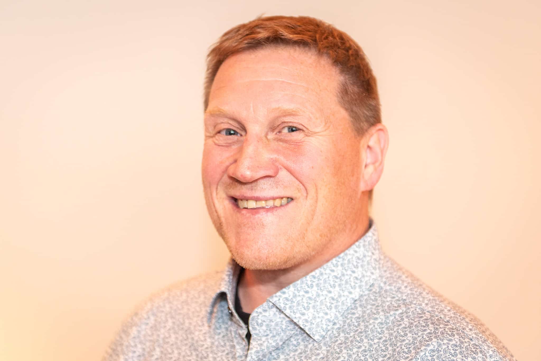 Johnny Tiochta i Lederne.