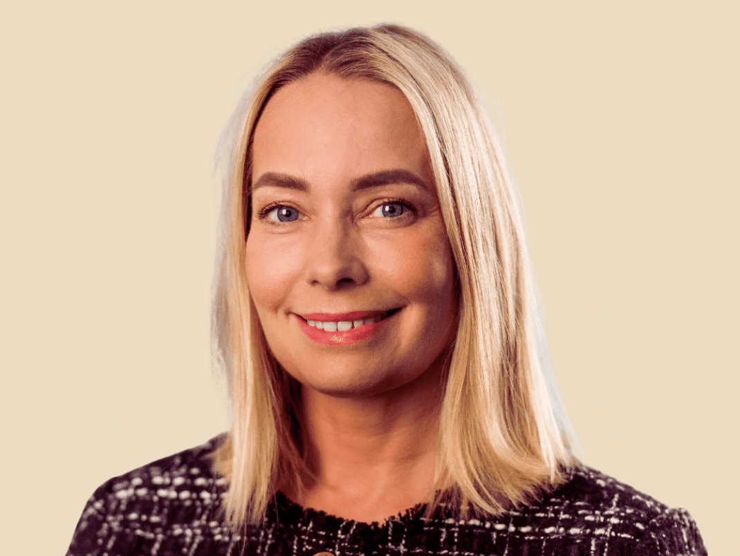 Charlotte Yri i Lederne.