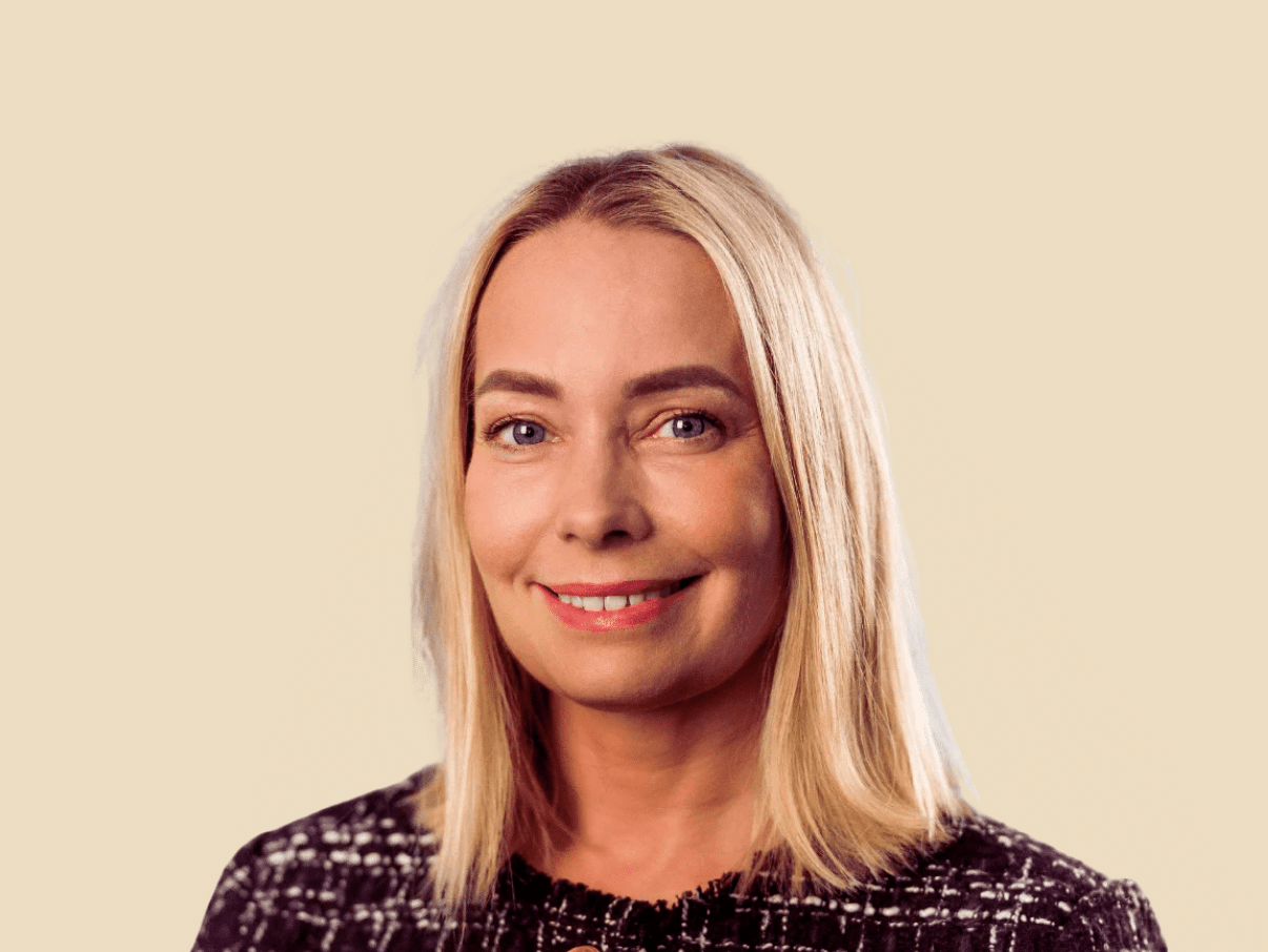 Charlotte Yri i Lederne.