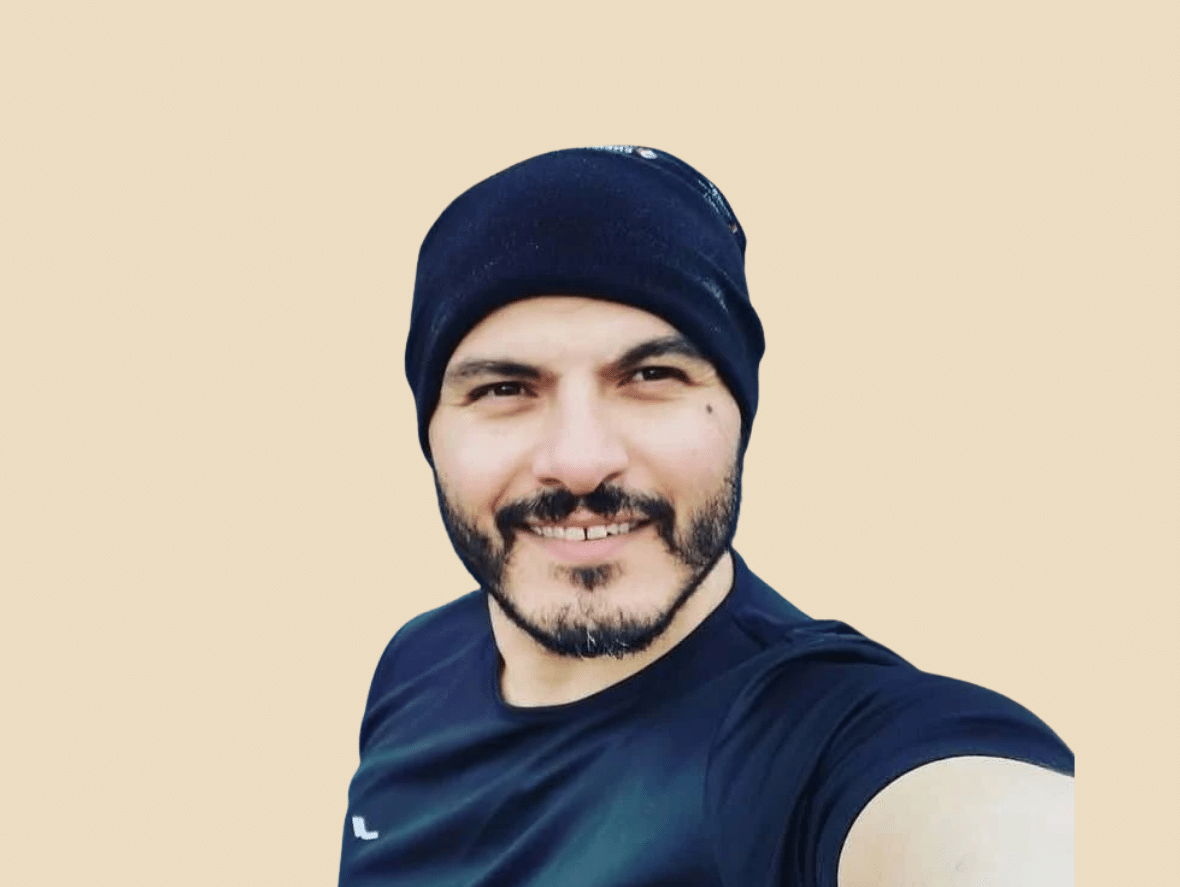 Erdogan Cayli i Lederne.