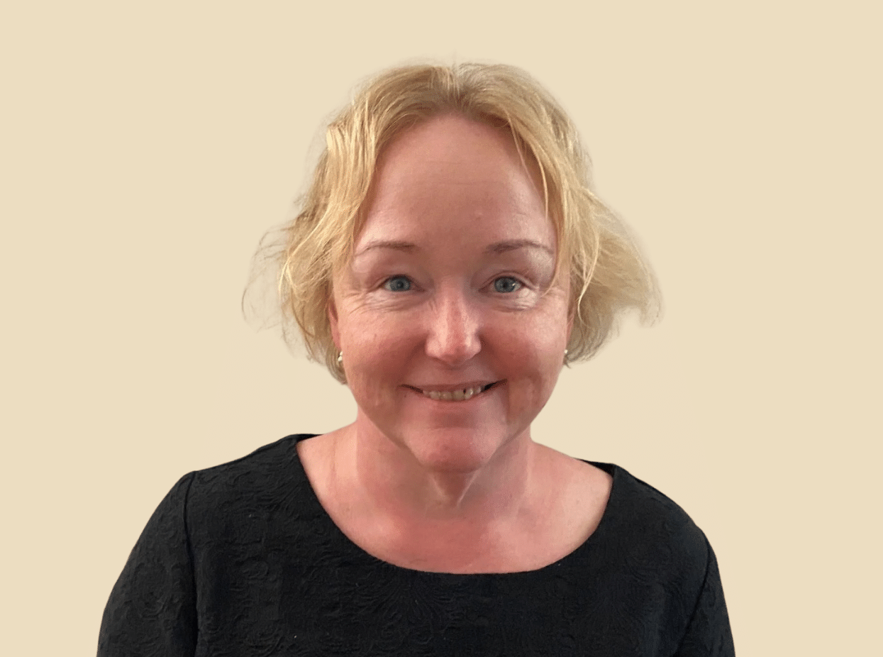 Mona Elin Aarø i Lederne.