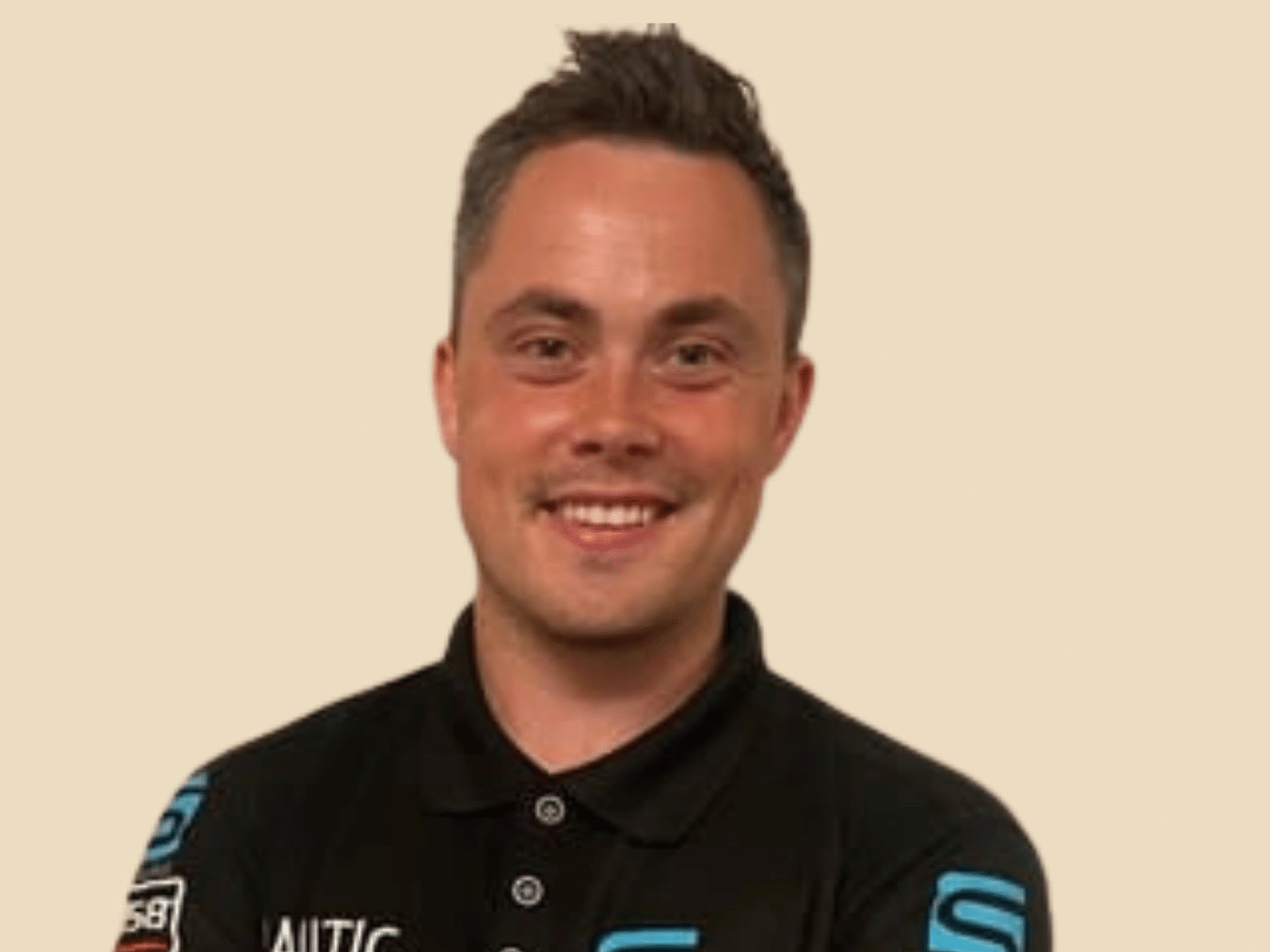 Simon Høgås Langfjell i Lederne