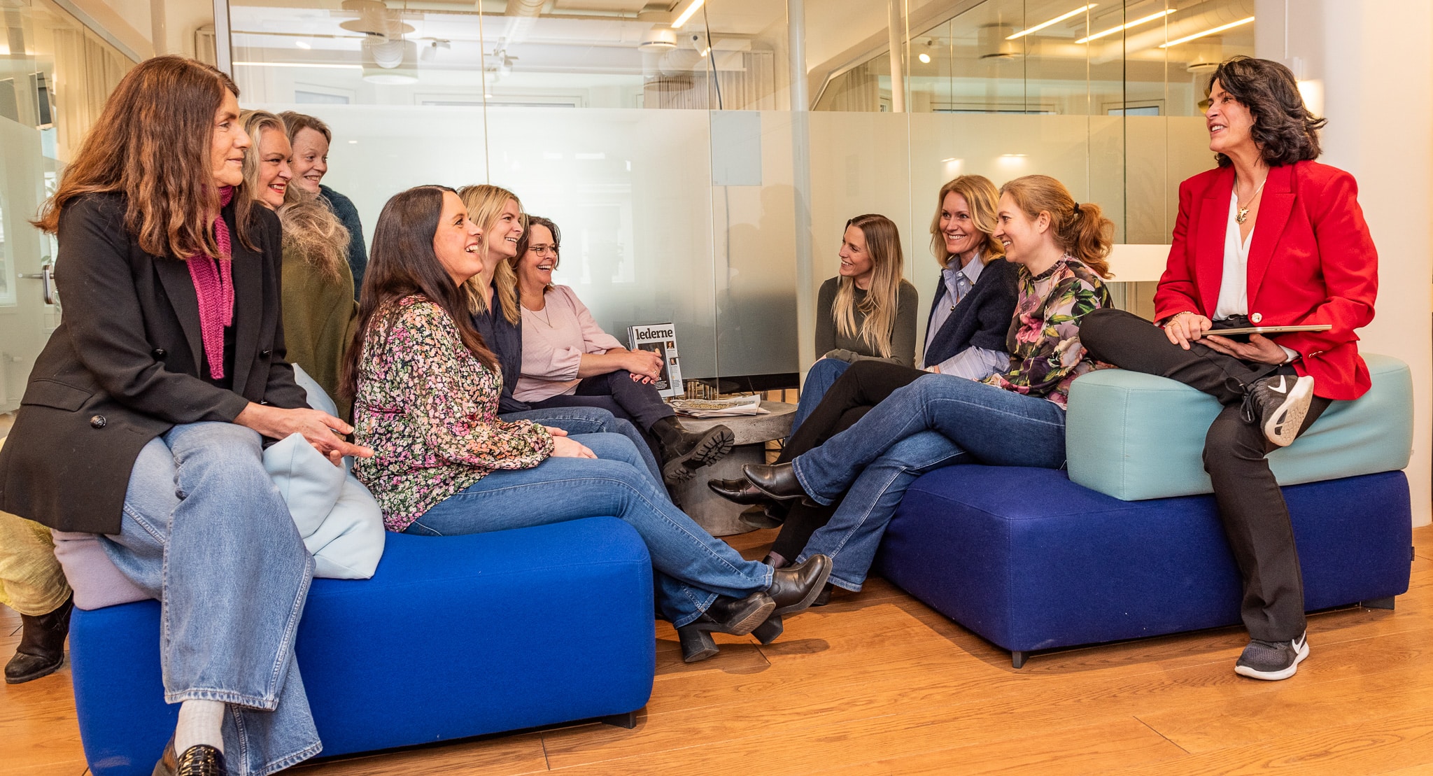 Kvinnelige ansatte i Lederne.