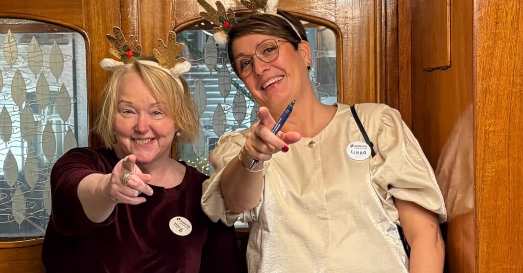 Mona Elin Aarø og Linda Høie på julebord med Lederne Rogaland.